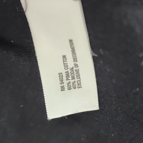 Gap black tee with beading size XS - Picture 6 of 11